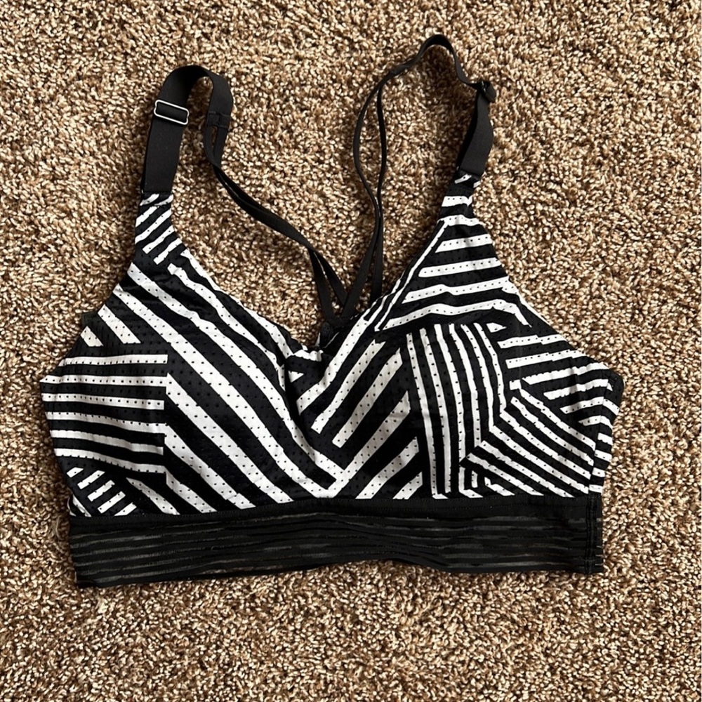 Victoria Secret Sports Bra | 34C